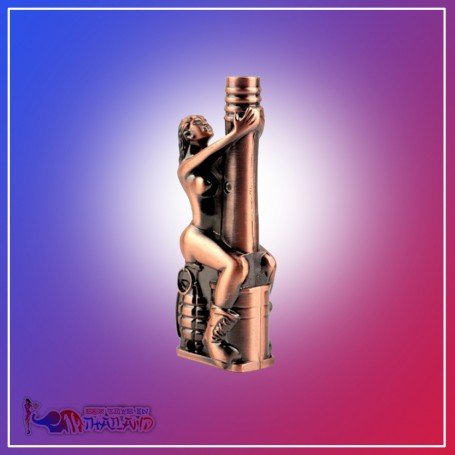 Firedog Women with Grenade Windproof Cigarette Lighter AG-004